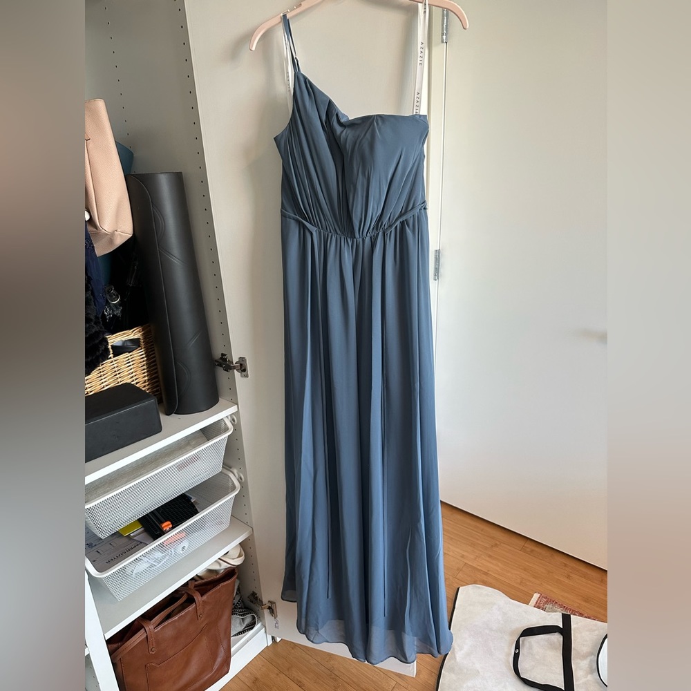 NWT (never worn) Azazie Hoya Dress in Dusty Blue